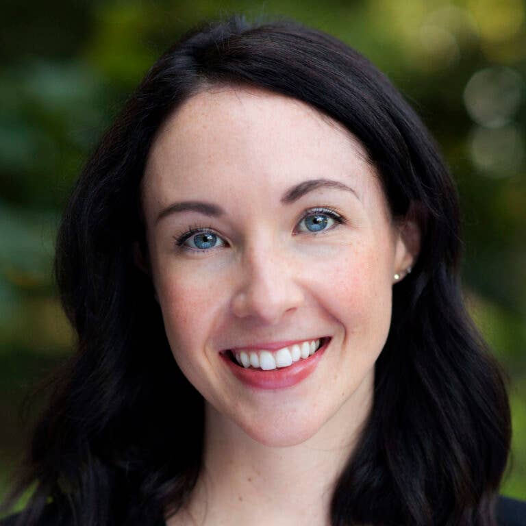 A portrait photo of Sara Morgulis